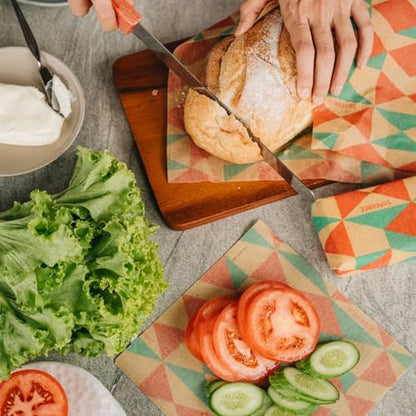 SUPERBEE Beeswax Bread Wrap, Reusable Beeswax Wrap for Food, Wrap Bread, Reusable Bees Wrap Paper for Wrapping Vegetables, Cheese Paper, Bowl Covers and Sandwich Wrapping, XXL (Retro Vibes) - color: Retro Vibes