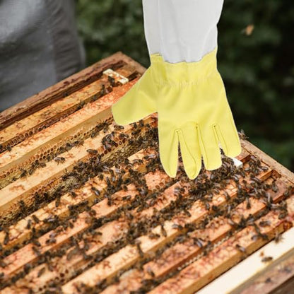 LIFKOME Heavy Duty Beekeeping Pu Gloves with Elastic and High Flexibility, Sturdy Canvas Protective Gloves for Beekeepers in Outdoor Work Scenarios