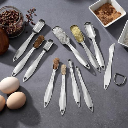 Measuring Cups and Spoons Set of 24 Piece in 18/8 Stainless Steel, Heavy Duty 8 Measuring Cups, 10 Measuring Spoons, 1 Leveler & 5 Mini Measuring Spoons Ideal for Dry and Liquid Ingredients - size: 24 Pieces: 8 Cups + 15 Spoons + 1 Leveler