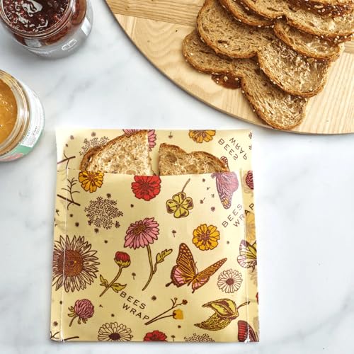 Bee's Wrap Beeswax Wraps for Food - Meadow Magic Sandwich Bag & Snack Bag, Made in USA Reusable & Organic Food Wraps, Sandwich Wrap - Plastic Free Eco-Friendly Alternative to Aluminum Foil