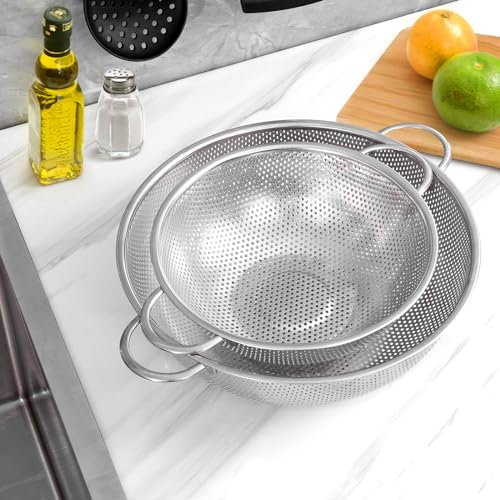 E-far Stainless Steel Colander, 3-Quart Micro-Perforated Metal Colander Strainer with Handle for Kitchen/Draining Pasta/Rinsing Vegetables Fruits, Heavy Duty & Dishwasher Safe - 8.8 Inches - size: 3 QT