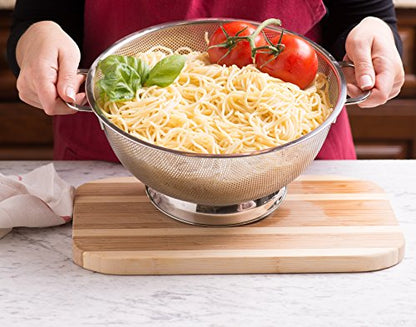 Bellemain 3 Qt Metal Colander with Handle | Pasta, Spaghetti, Berry, Fruit, Vegetable, Kitchen Food Strainer Basket | Premium Stainless Steel Colander Bowl | Pot Drainer for Cooking, Sifter Strainer - size: 3-Quart