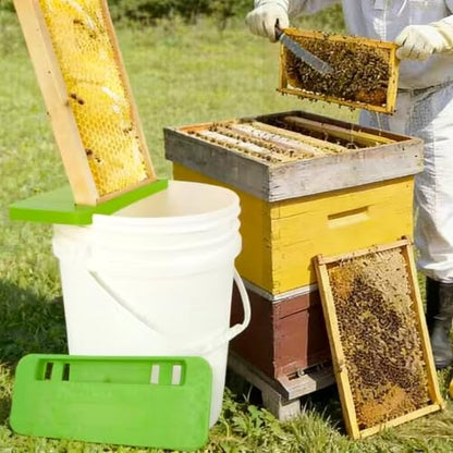 HIMO 2 Pcs Green Honey Uncapping Tank Holder, Spacious Beekeeping Rack Compatible with 5 Gallon Square and Round Buckets, Beekeeping Honeycomb Scraper Tool with Sturdy Support - color: Green-2pcs