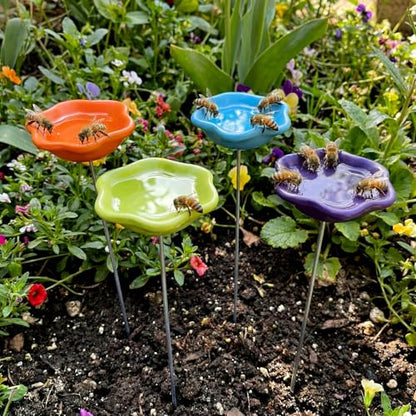 4 Pack Resin Bee Watering Station for Butterfly Garden Cups Bath Bee Feeders for Thirsty Pollinators Outdoor Garden Yard Stakes Decor Flower Design Plastic Free Attracting Glaze(Classic) - style: Classic