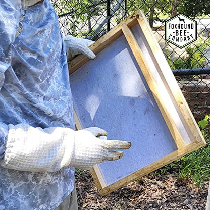 Foxhound Bee Co Universal Solar Fume Board: A Beekeepers Practical Solution for 8-Frame and 10-Frame Honey Harvesting